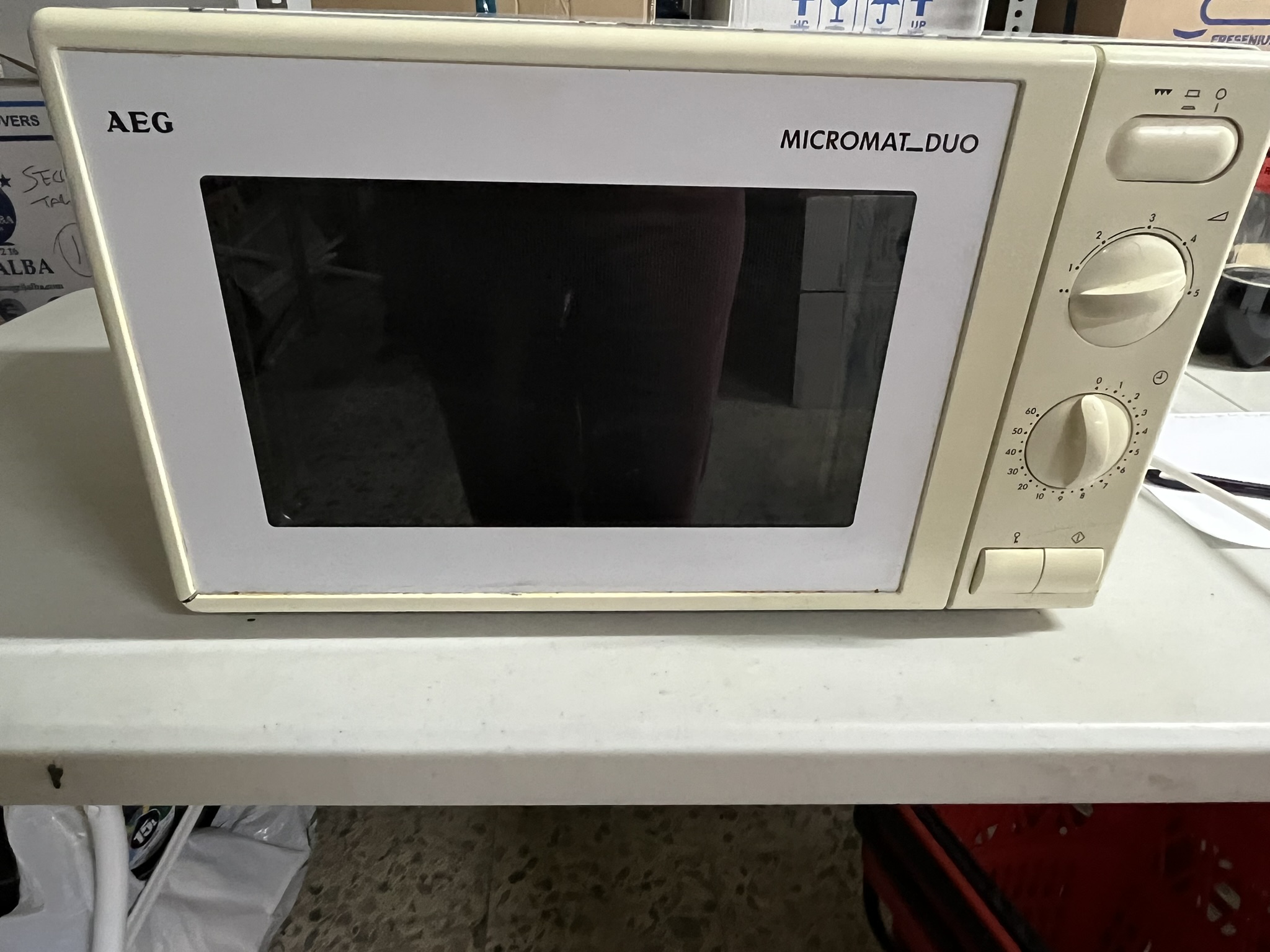 Microondas AEG